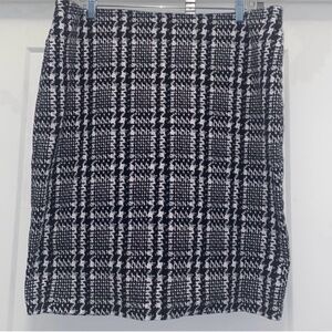 🌹 Black and White ANN TAYLOR Skirt - Size 16